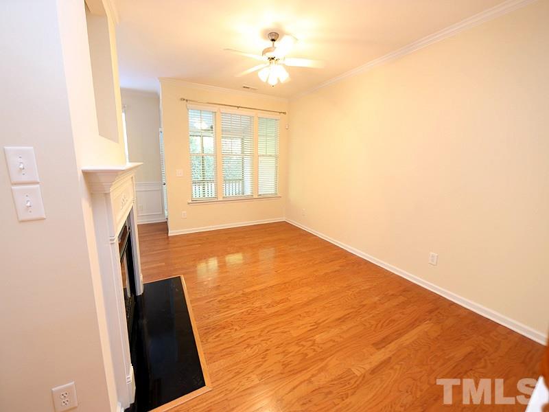 5910 Chivalry Court Raleigh, NC 27612 - Photo 5 of 25 Gallery Image 5