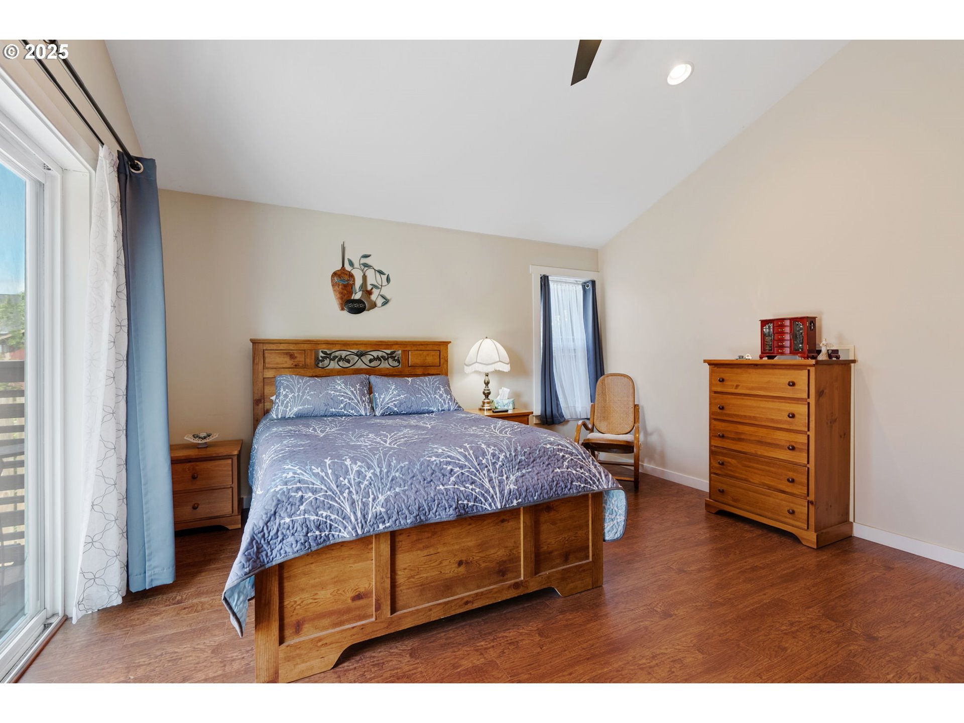 3529 Jones Loop Hood River, OR 97031 - Photo 13 of 39 a bedroom with a bed and a closet