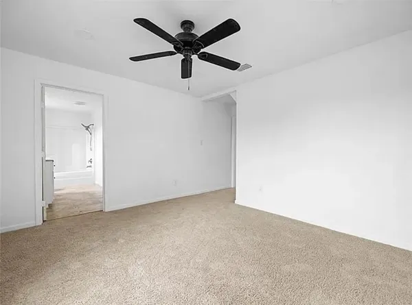 $950 | 1105 Esperanza Street, Unit B, Sinton, TX 78387