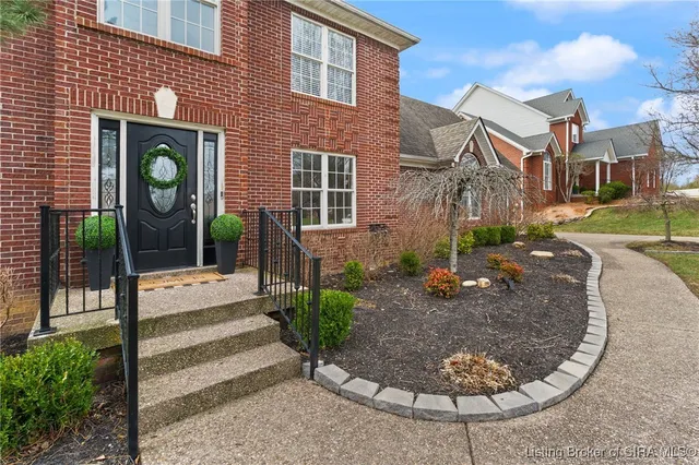 $459,900 | 12027 Eagle Knoll Drive, Sellersburg, IN 47172