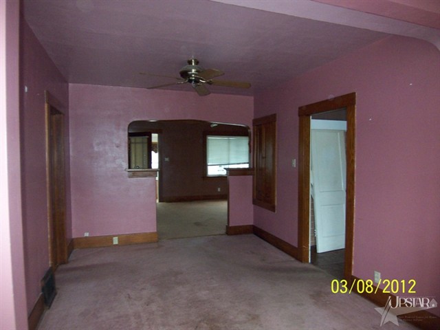 1830 Sinclair Street Fort Wayne, IN 46808 - Photo 3 of 7 Gallery Image 3