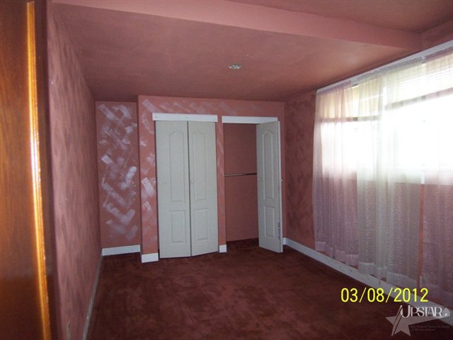 1830 Sinclair Street Fort Wayne, IN 46808 - Photo 5 of 7 Gallery Image 5