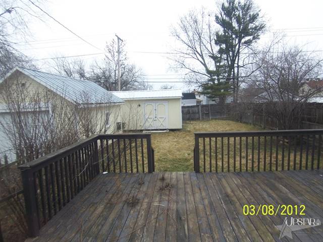 1830 Sinclair Street Fort Wayne, IN 46808 - Photo 6 of 7 Gallery Image 6
