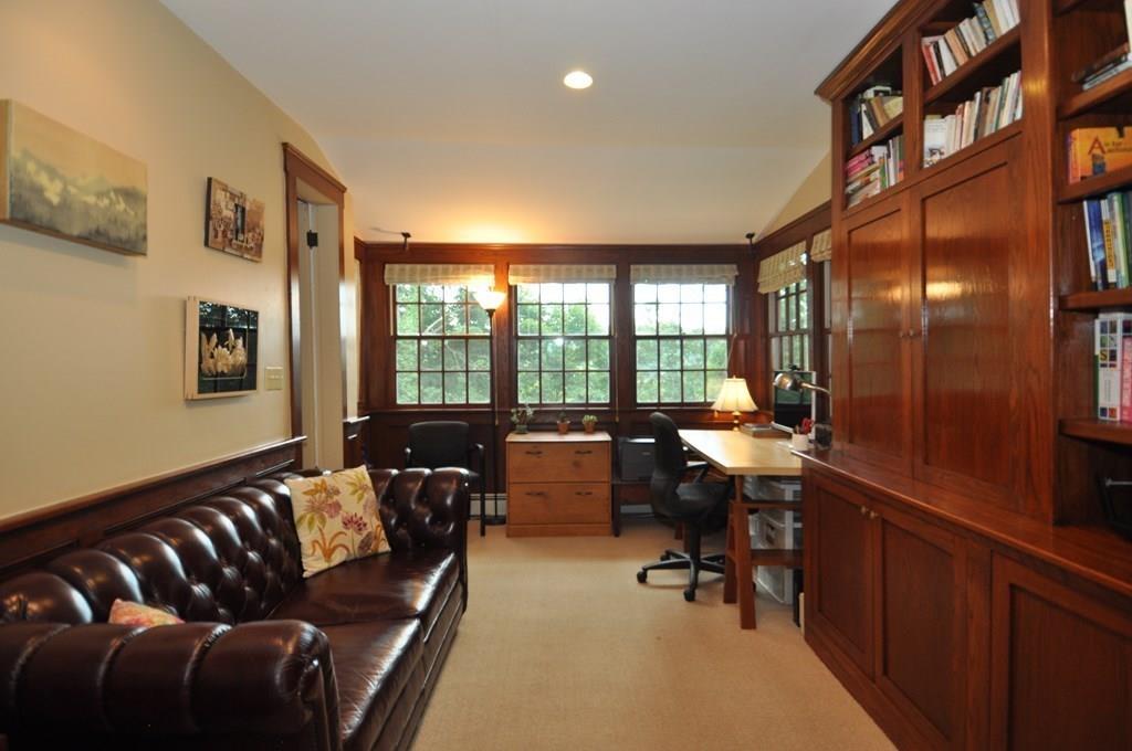 55 Huntington Road Newton, MA 02458 - Photo 4 of 32 Gallery Image 4