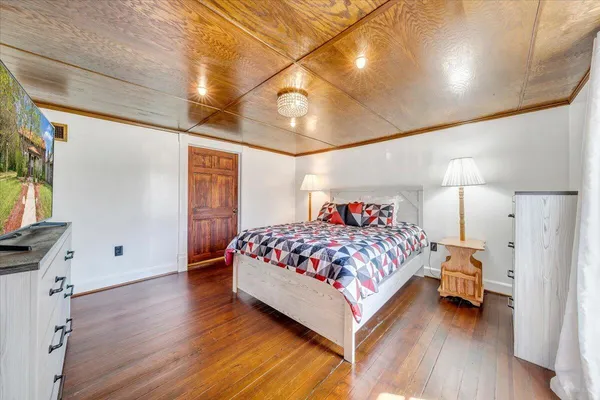 $225,500 | 5297 Peaks Road, Bedford, VA 24523