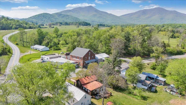 $225,500 | 5297 Peaks Road, Bedford, VA 24523