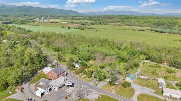 $225,500 | 5297 Peaks Road, Bedford, VA 24523