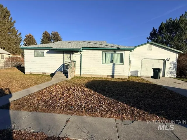 $242,000 | 530 Birch Drive, Heyburn, ID 83336
