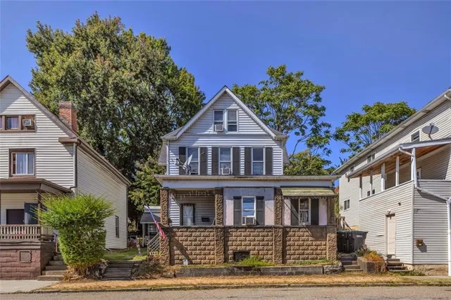 $77,500 | 211 East 7th Avenue, Tarentum, PA 15084