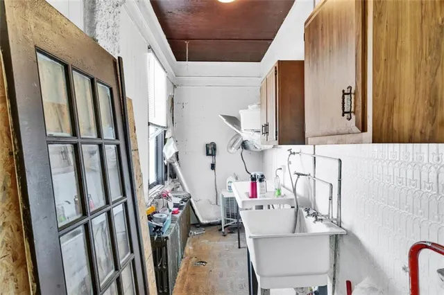 $77,500 | 211 East 7th Avenue, Tarentum, PA 15084