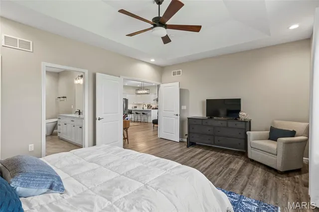 $499,900 | 2426 Sunset Ridge Drive, Columbia, IL 62236