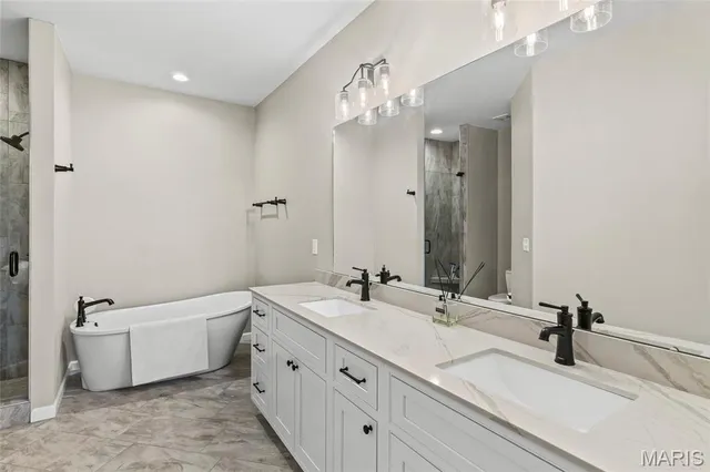 $499,900 | 2426 Sunset Ridge Drive, Columbia, IL 62236