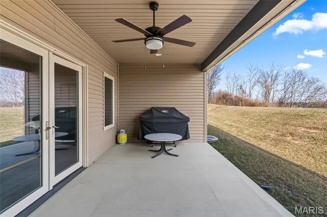 $499,900 | 2426 Sunset Ridge Drive, Columbia, IL 62236