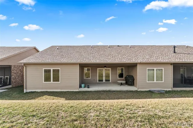 $499,900 | 2426 Sunset Ridge Drive, Columbia, IL 62236