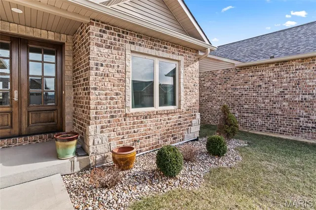 $499,900 | 2426 Sunset Ridge Drive, Columbia, IL 62236