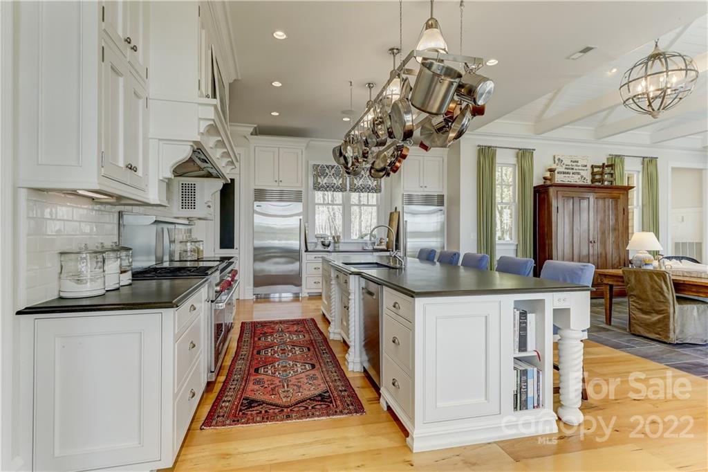 2178 Sandlapper Drive York, SC 29745 - Photo 14 of 48