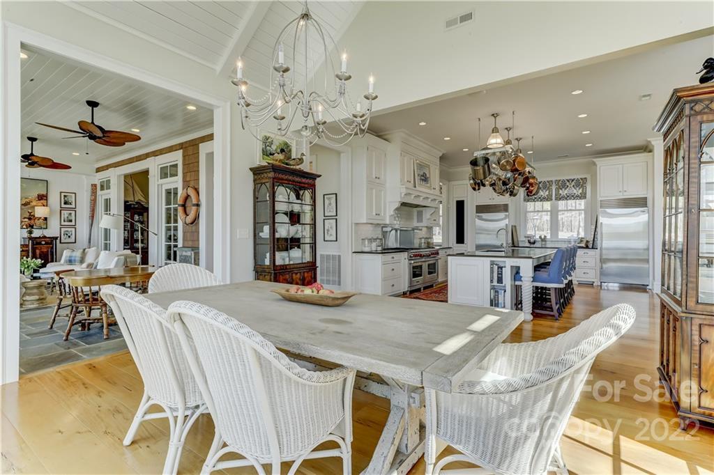 2178 Sandlapper Drive York, SC 29745 - Photo 18 of 48