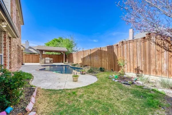 $590,000 | 6911 Bradford Estates Drive, Sachse, TX 75048