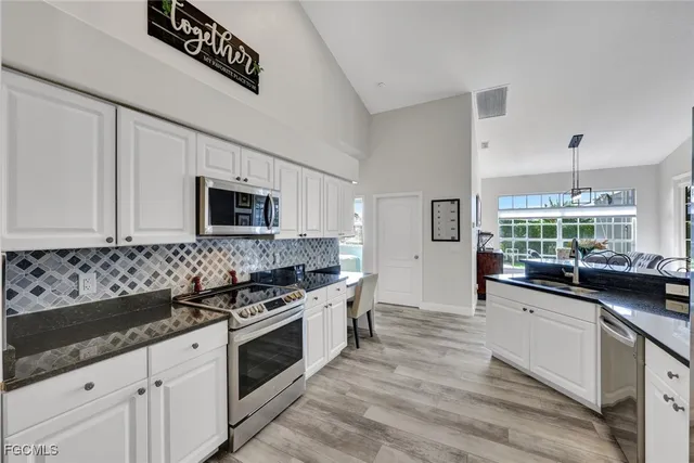 $529,900 | 3921 Preserve Way, Estero, FL 33928