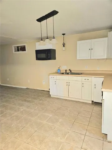 $689,000 | 69 Courtland Street, Providence, RI 02909