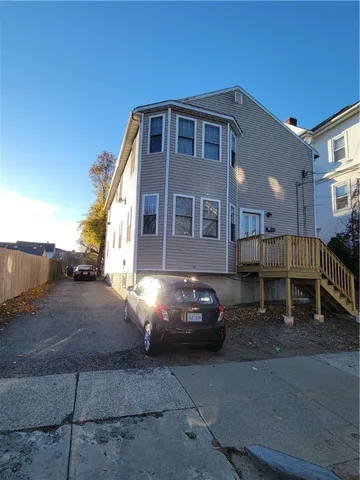 $689,000 | 69 Courtland Street, Providence, RI 02909
