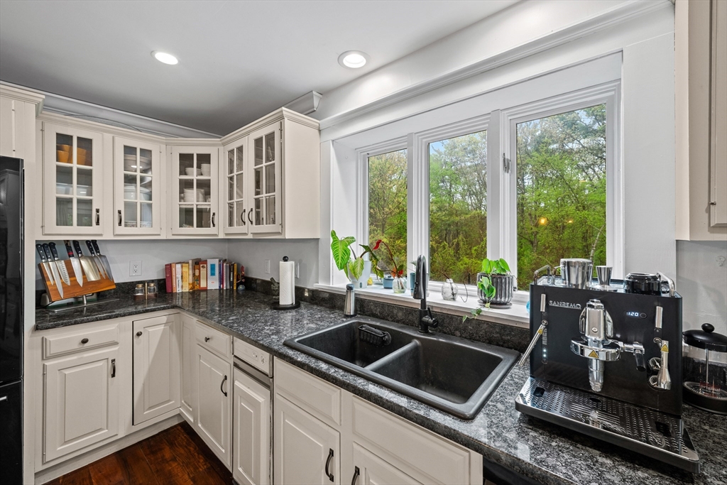 16 Elliott Road Sterling, MA 01564 - Photo 15 of 38