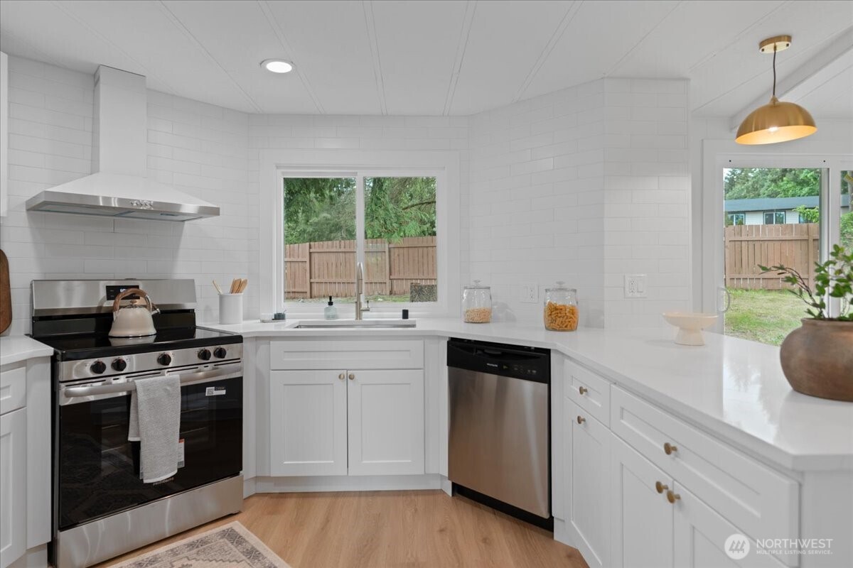 7410 Old Military Road Northeast, Unit 1A Bremerton, WA 98311 - Photo 12 of 32