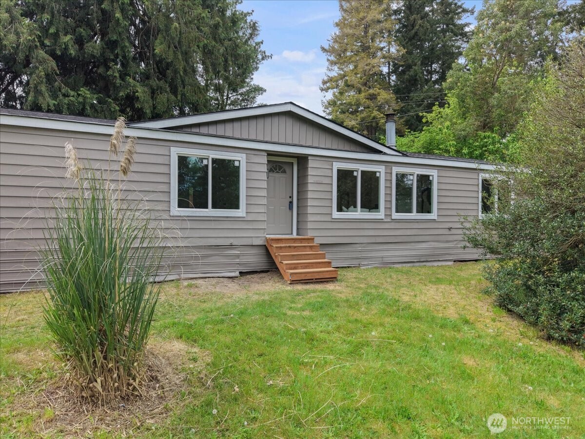 7410 Old Military Road Northeast, Unit 1A Bremerton, WA 98311 - Photo 2 of 32