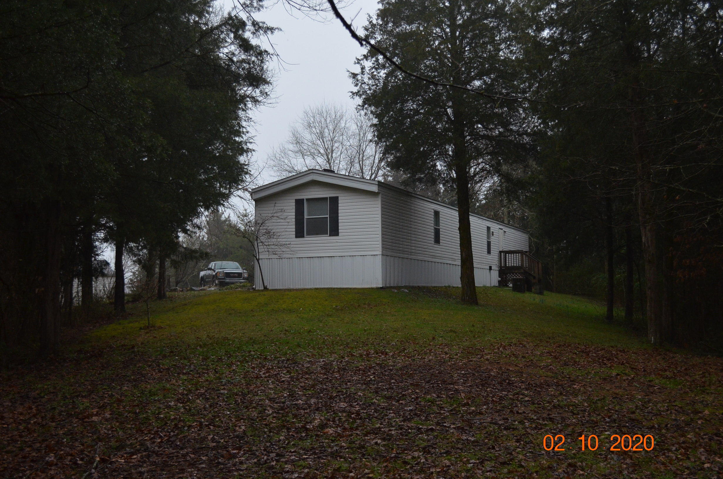 1760 Roaring Fork Road Greeneville, TN 37745 - Photo 5 of 24 DSC_0266