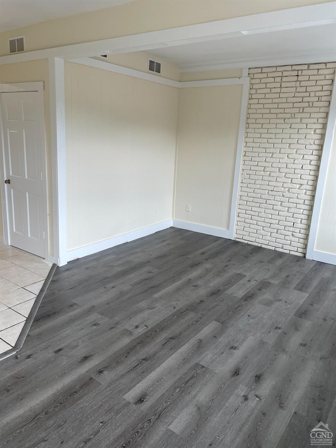 34 Hill Street, Unit 2 Catskill, NY 12414 - Photo 3 of 6 Photo 3