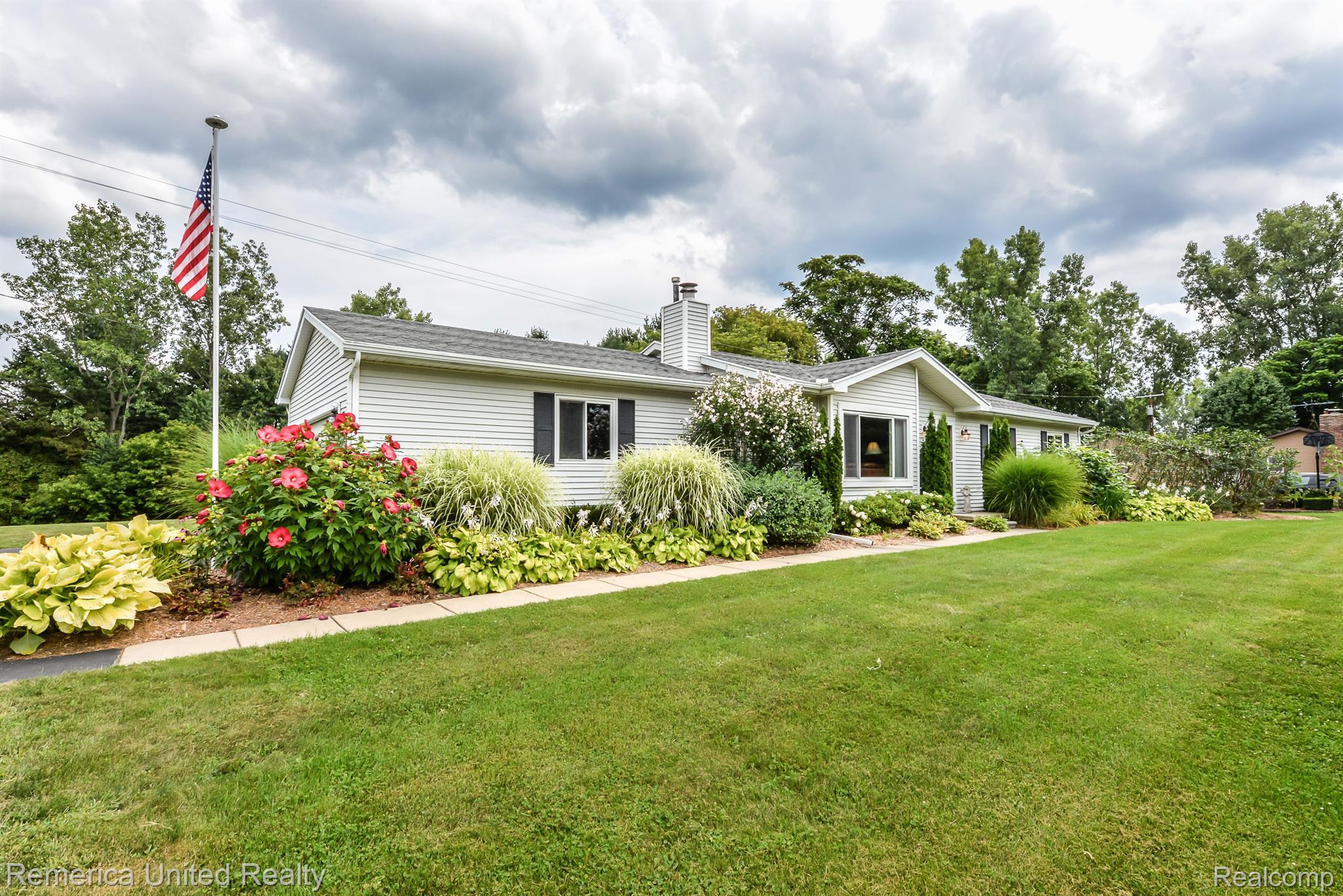 3575 Pingree Road Howell, MI 48843 - Photo 7 of 40 Gallery Image 7
