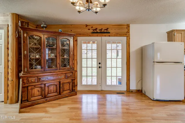 $499,000 | 109 Triangle B Drive, Erwin, TN 37650