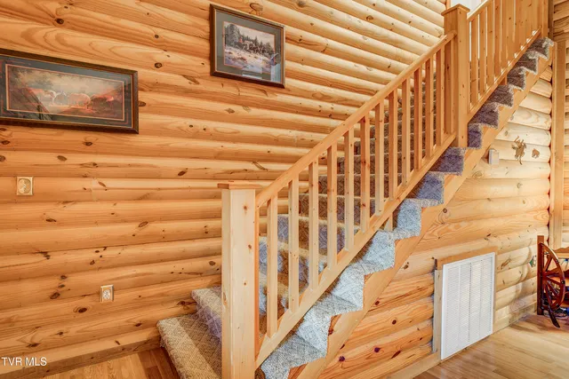 $499,000 | 109 Triangle B Drive, Erwin, TN 37650