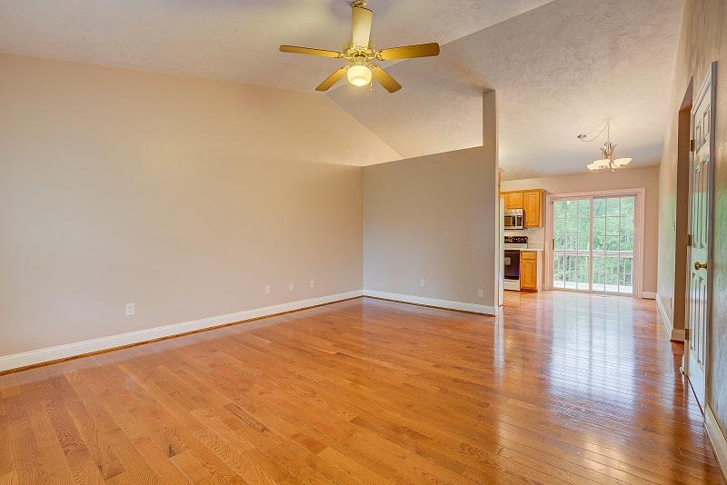 4514 Stonewall Road Northwest Roanoke, VA 24017 - Photo 13 of 25 56