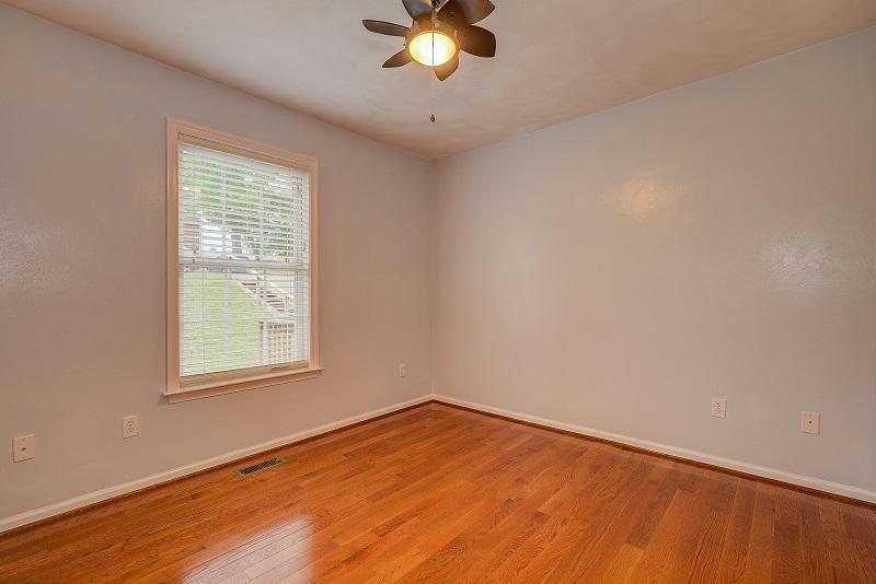4514 Stonewall Road Northwest Roanoke, VA 24017 - Photo 19 of 25 68