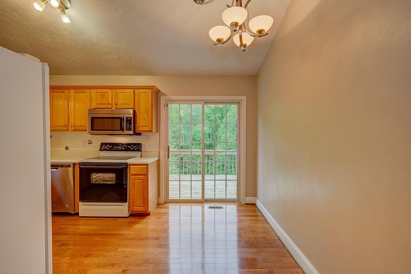 4514 Stonewall Road Northwest Roanoke, VA 24017 - Photo 9 of 25 45