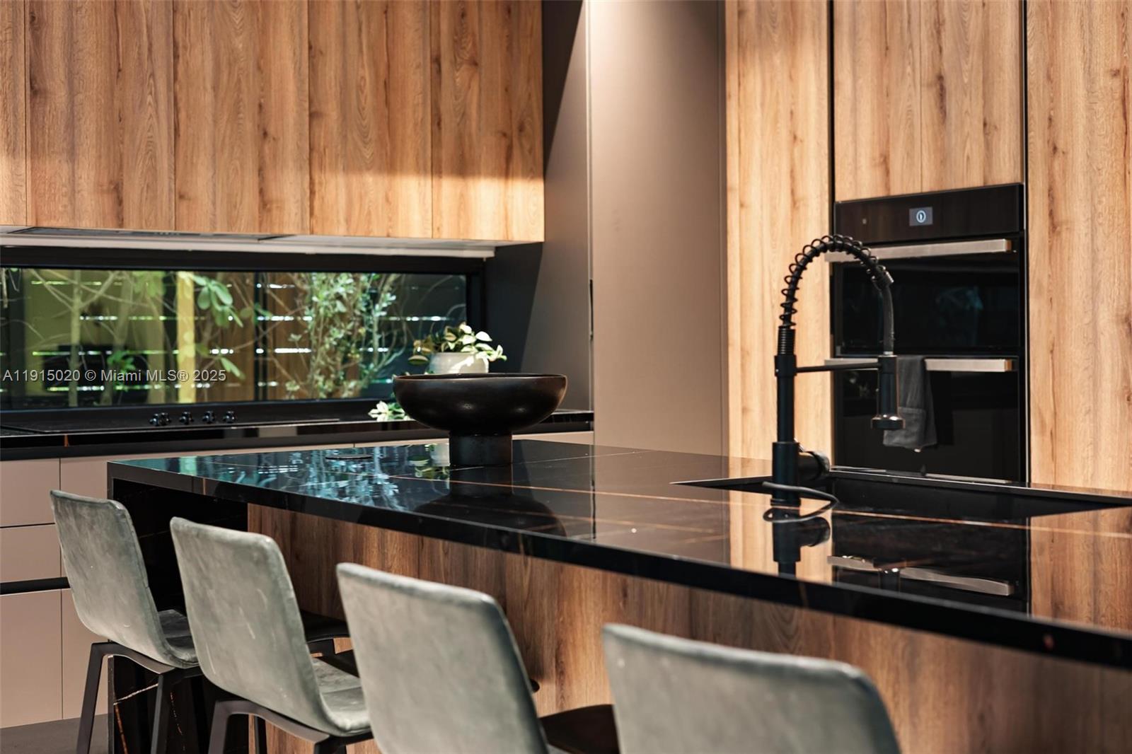 77 Southwest 18th Terrace Miami, FL 33129 - Photo 19 of 90