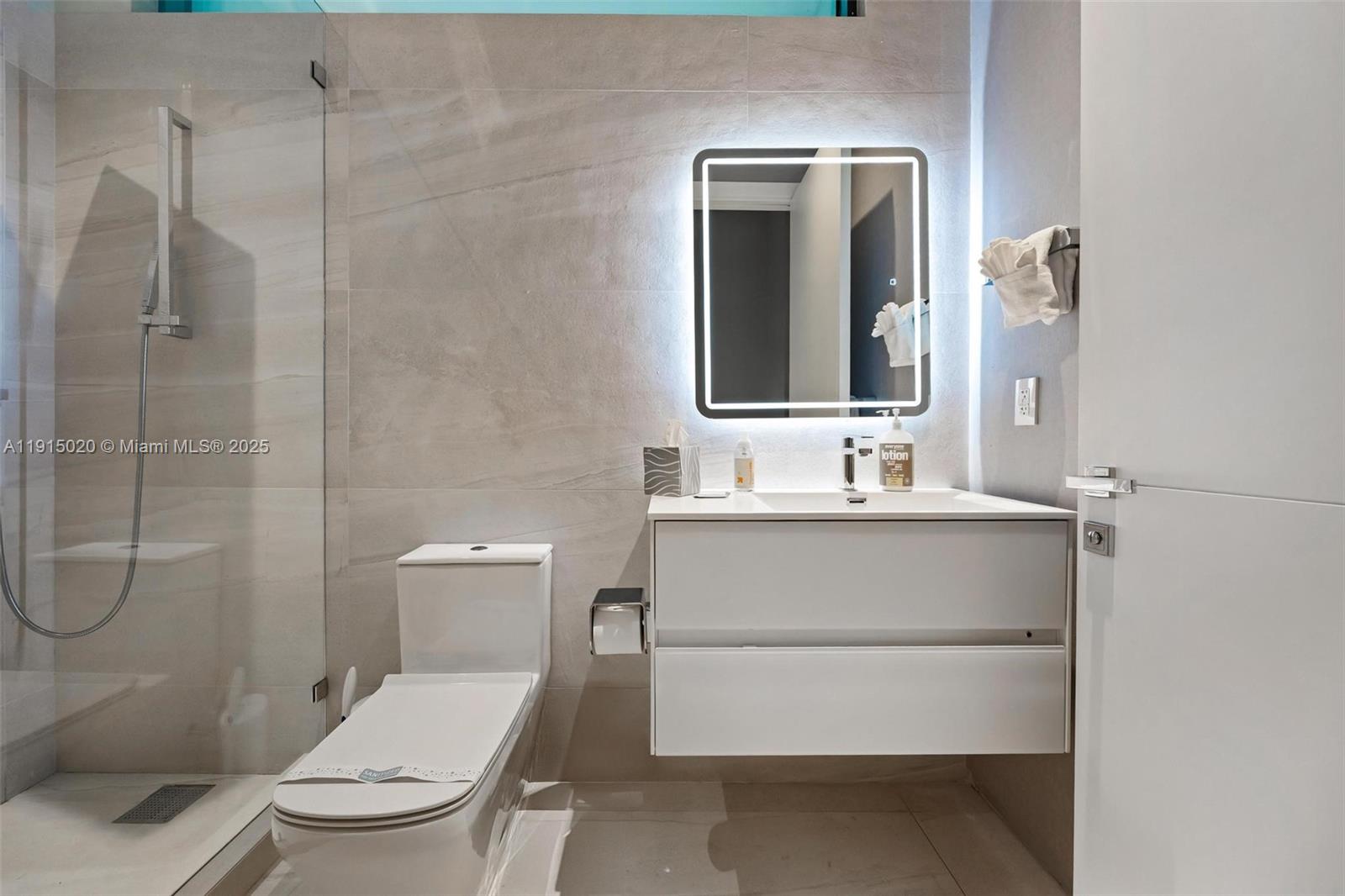 77 Southwest 18th Terrace Miami, FL 33129 - Photo 66 of 90