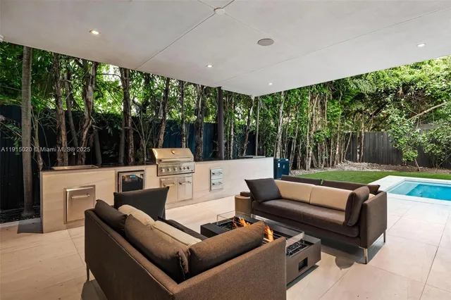 $55,000 | 77 Southwest 18th Terrace, Miami, FL 33129