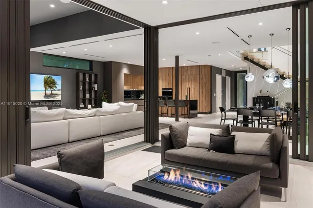 $55,000 | 77 Southwest 18th Terrace, Miami, FL 33129