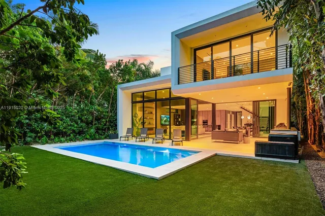 $55,000 | 77 Southwest 18th Terrace, Miami, FL 33129