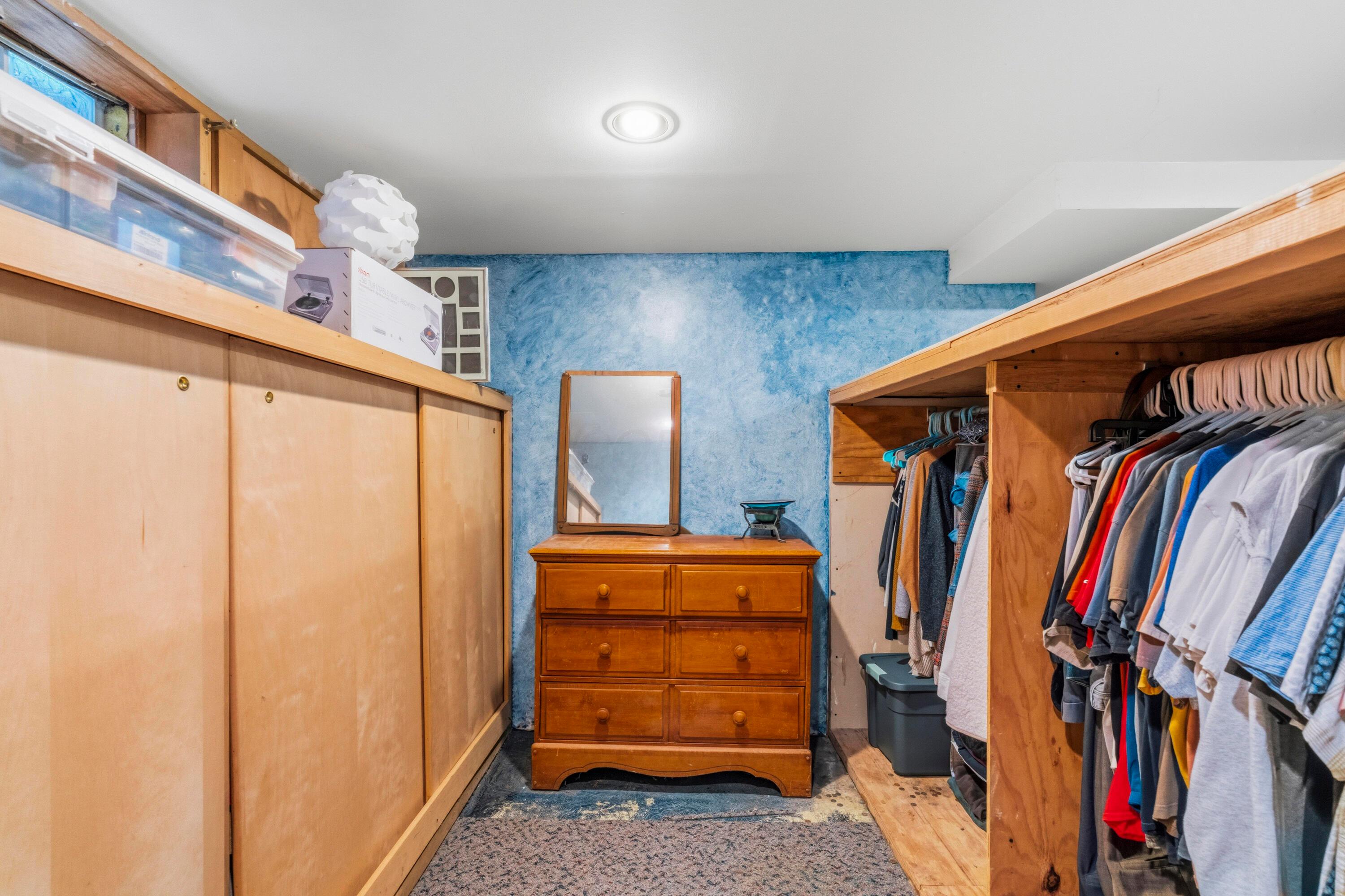 4281 Blythe Road Columbus, OH 43224 - Photo 34 of 57 Gallery Image 34