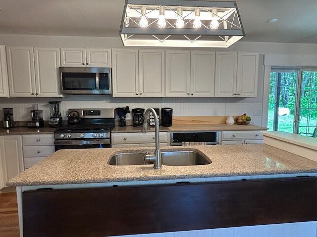 453 Canton Road Livermore, ME 04253 - Photo 15 of 44 Kitchen