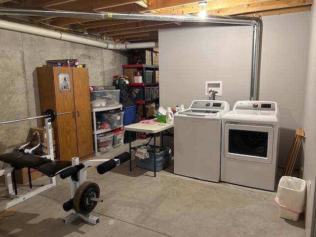 453 Canton Road Livermore, ME 04253 - Photo 40 of 44 Laundry