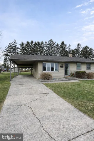 $2,400 | 8 Theodore Avenue, Middletown, PA 17057