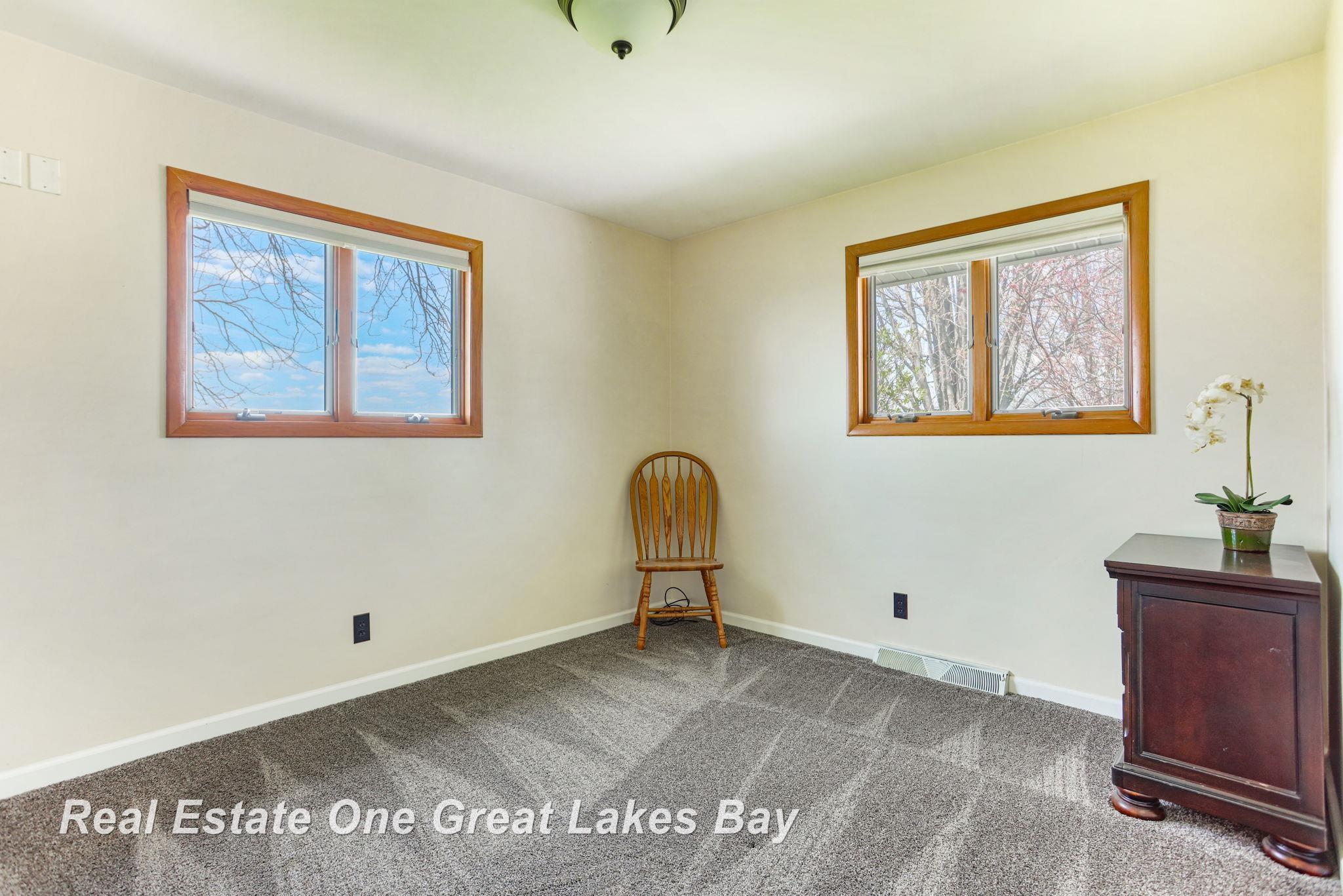 205 Midland Road Auburn, MI 48611 - Photo 19 of 43 Gallery Image 19