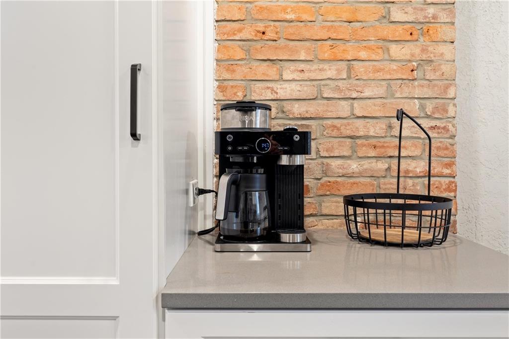 31 Harrison Street Pittsburgh, PA 15205 - Photo 9 of 32