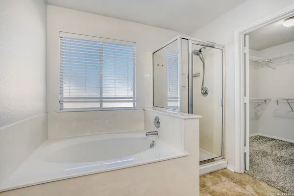 $2,005 | 24719 Coral Gables, San Antonio, TX 78261