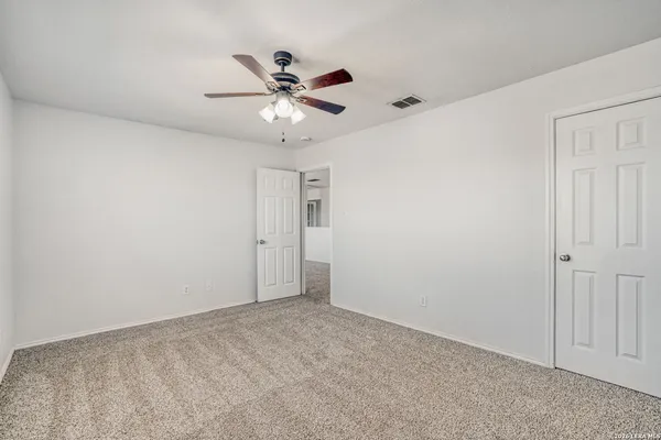$2,005 | 24719 Coral Gables, San Antonio, TX 78261