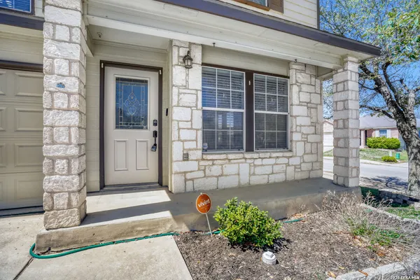 $2,005 | 24719 Coral Gables, San Antonio, TX 78261